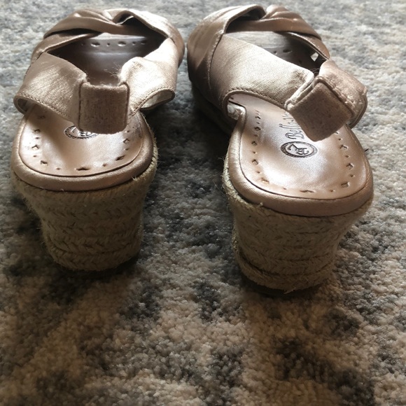 Bella-vita Women's Sangria Open-Toe Espadrille - Picture 2 of 6